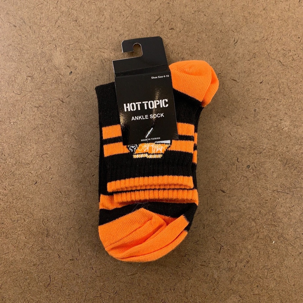 Hot Topic Women's Shoe Size 4-10 Orange Pumpkin Milk Varsity Ankle Socks NWT